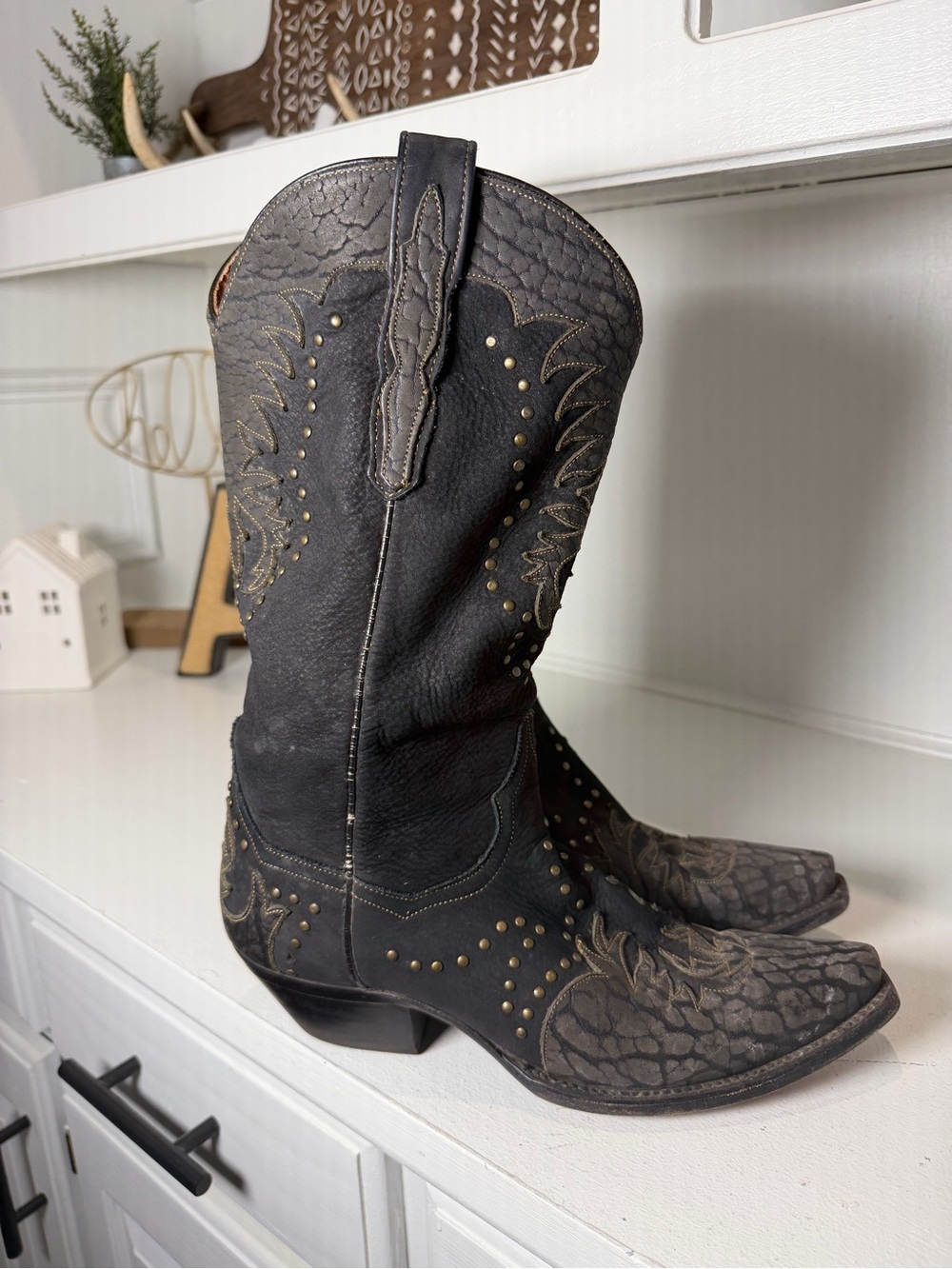 Dan Post Womens 9 Black Leather Studded Floral Cowboy Boots Distressed Western - Picture 6 of 10